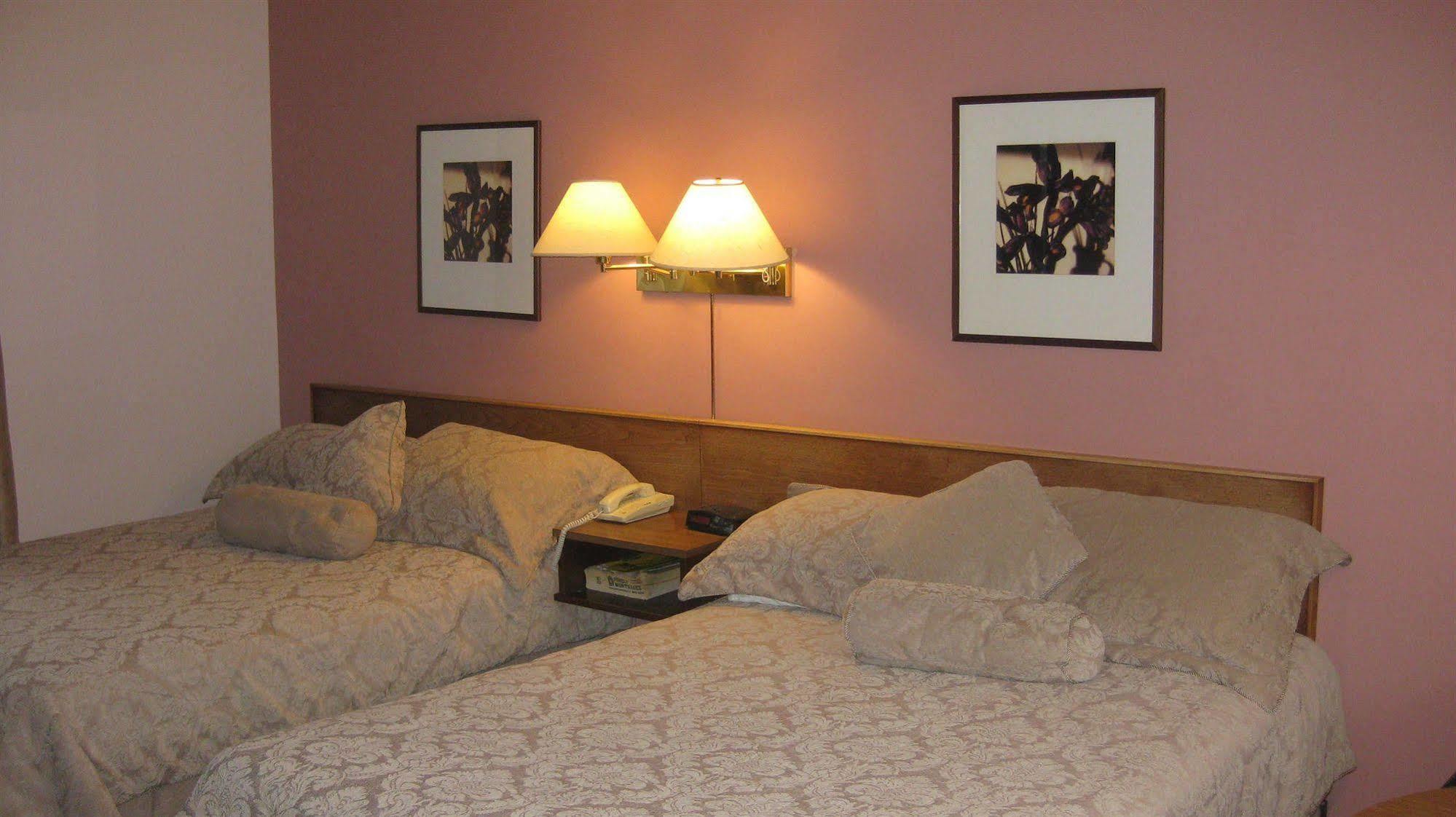 Esquire Motel Галифакс Экстерьер фото